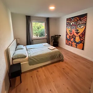 Ferienhaus Art House /15 Min. Duesseldorf Messe,airport &, Meerbusch
